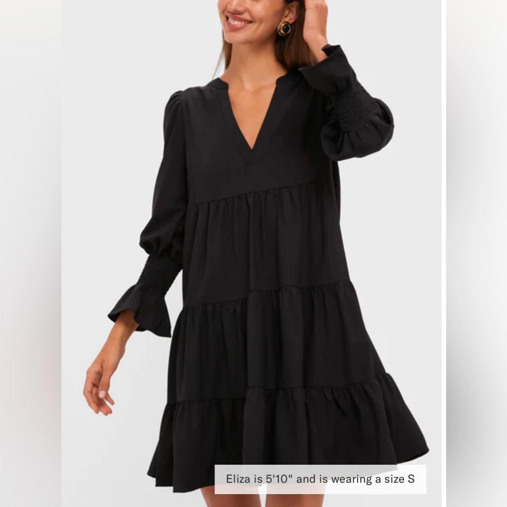 POMANDER PLACE
Black Crepe Kenzo Dress Size Small